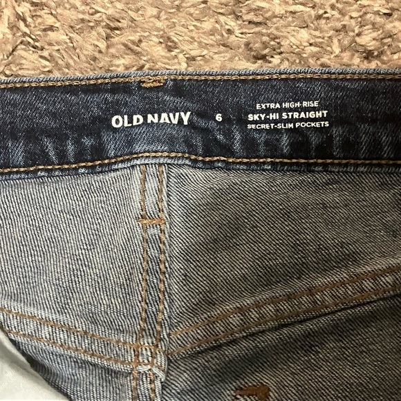 Old Navy Women's Blue Jeans Size 6 - Picture 2 of 7